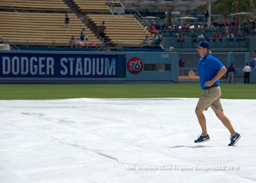 The SooHoo Scrapbook “Working Out” 10/3/23-Dodger Stadium 📷: @jon