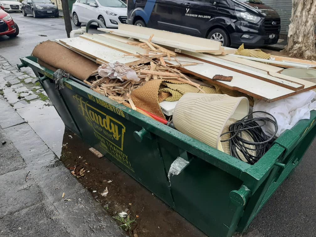 How Do Skip Bins Help in Better Waste Management? by Handyskipbins