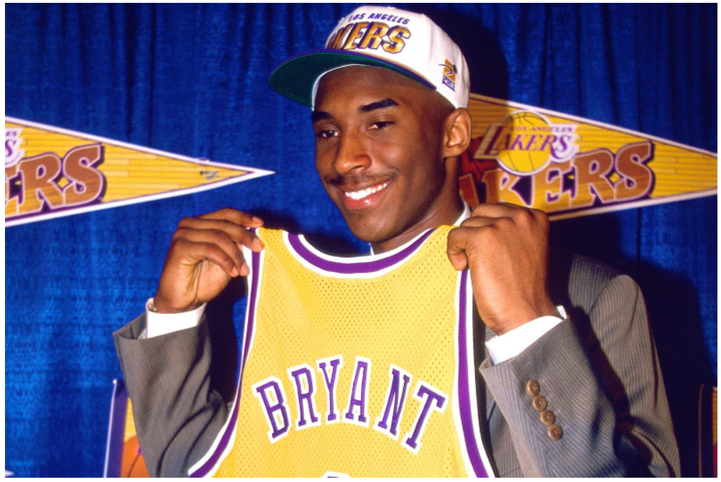 Lakers: Kobe Bryant's 5 coolest jerseys from 20-year career