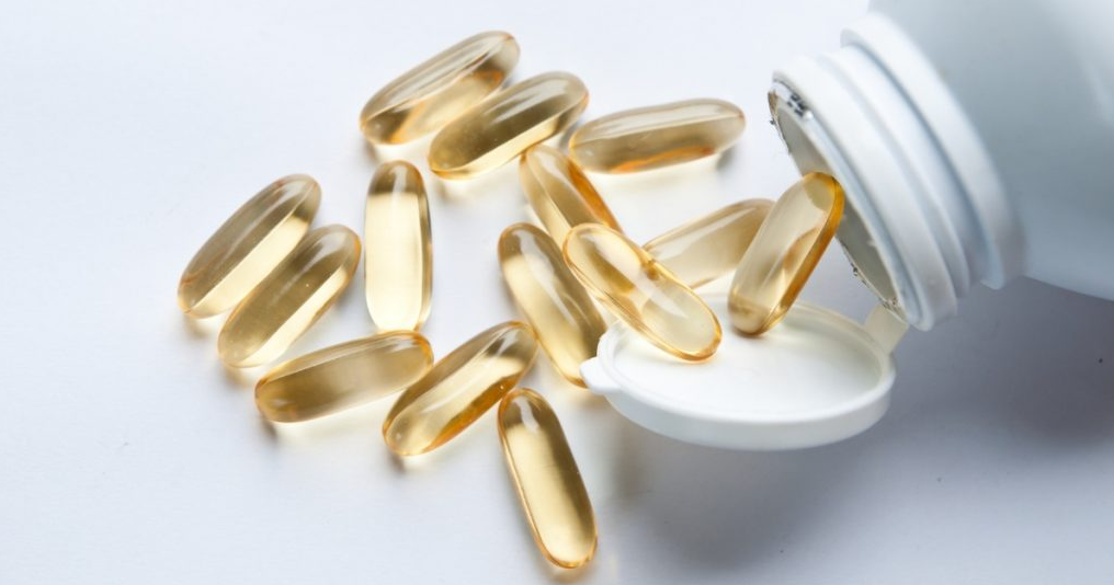 Treatment of Obesity With Vitamin K2 by Hair Skin an Nails Supplement Medium