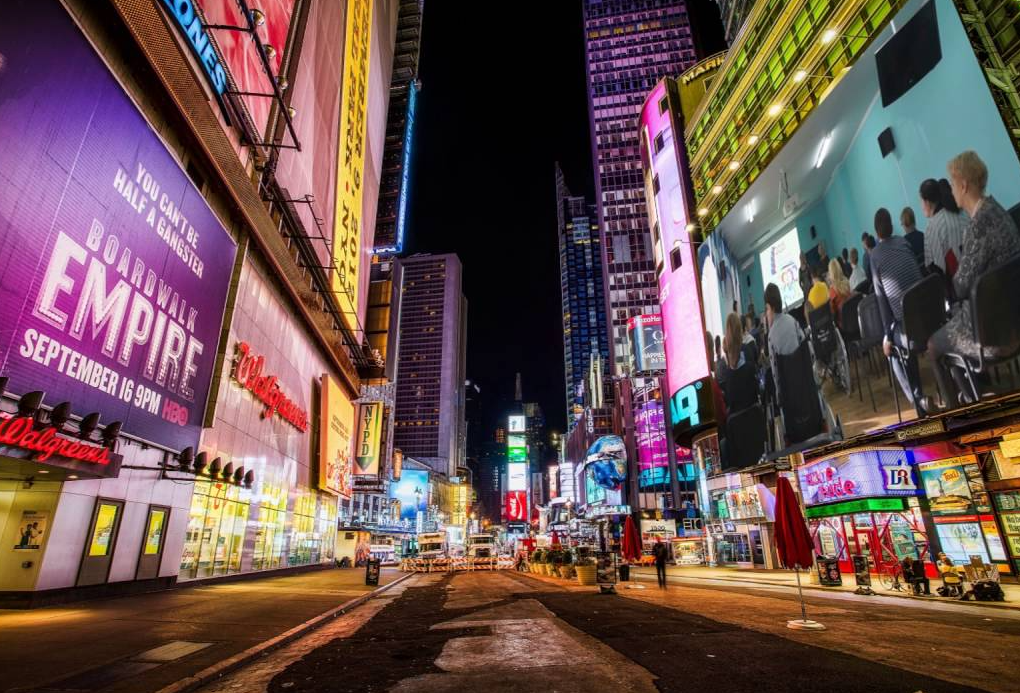 The advantages and disadvantages of outdoor LED electronic display are