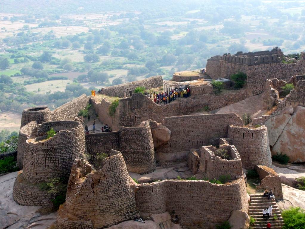 Penukonda Fort, Anantapur, Andhra Pradesh. | by Travel Tips | Medium