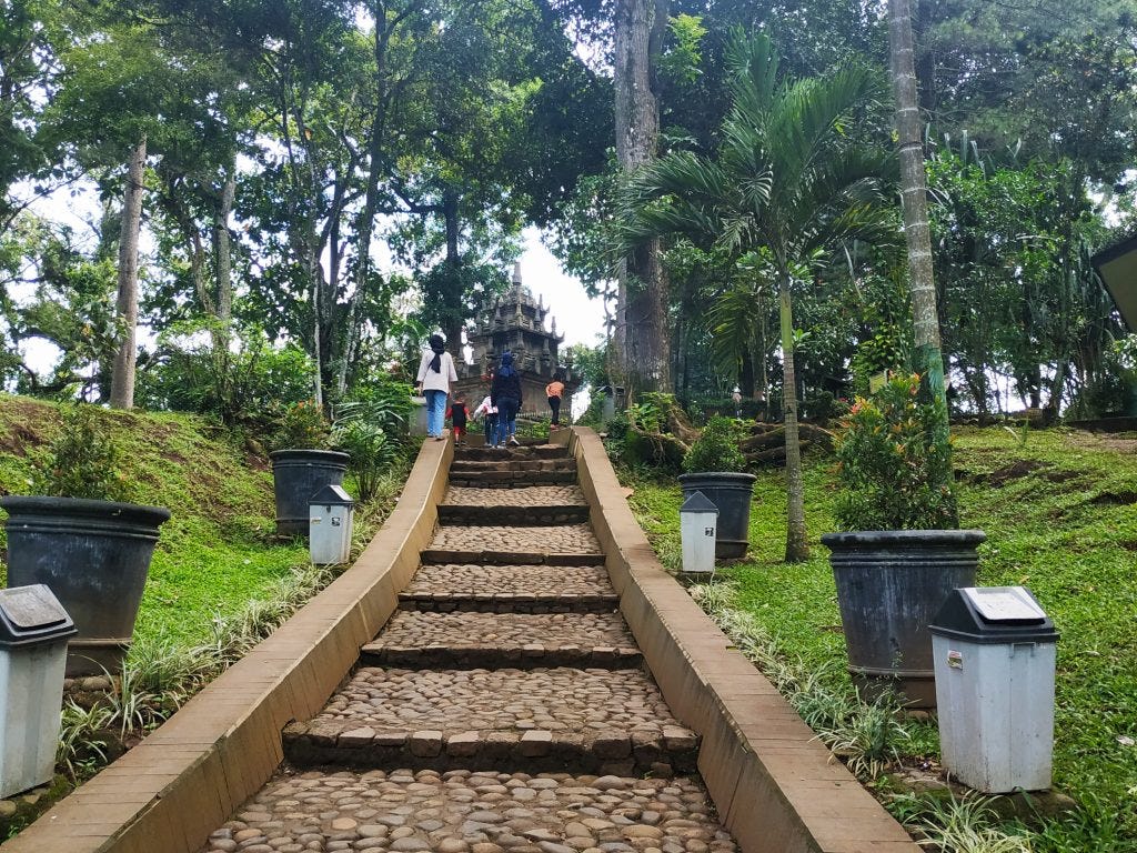 Main Ke Situ Cangkuang Ada Apa Aja Berapa Bayarnya By Yulindann main-ke-situ-cangkuang-ada-apa-aja-berapa-bayarnya-by-yulindann