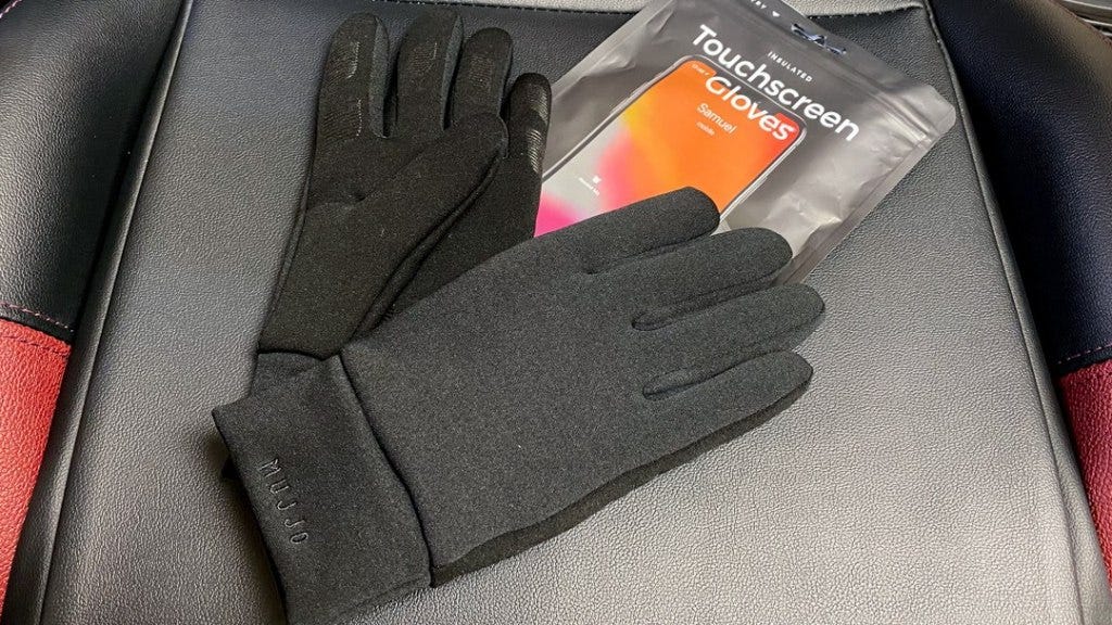 Insulated Touchscreen Gloves REVIEW | Mac | MacSources | Medium