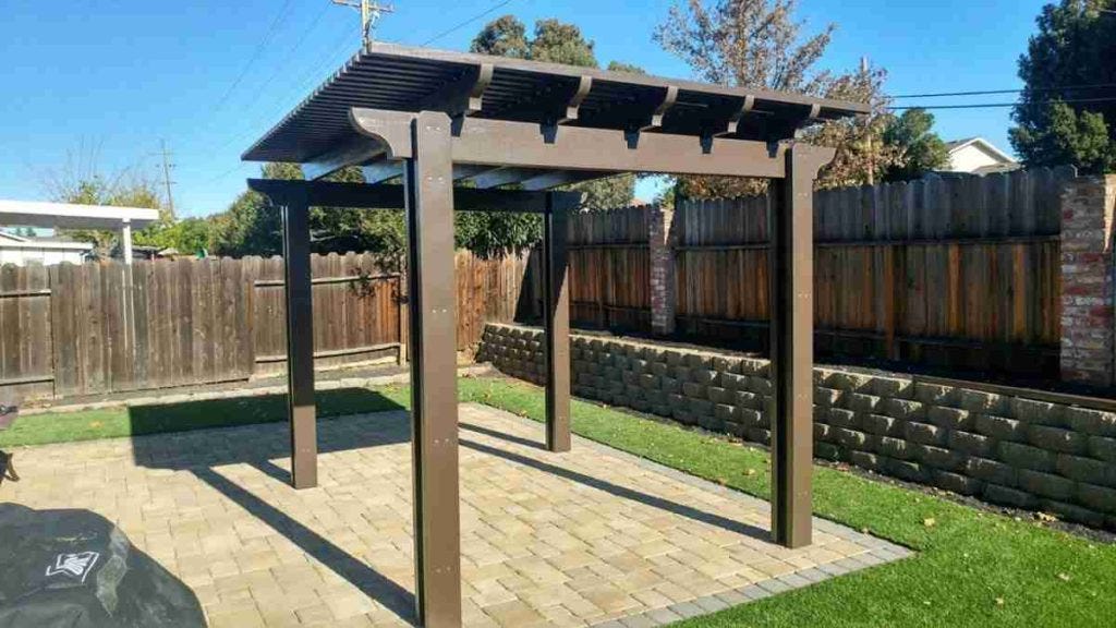 Backyard Artificial Grass and Pavers Designs That Are Dominating Modern Outdoor Spaces