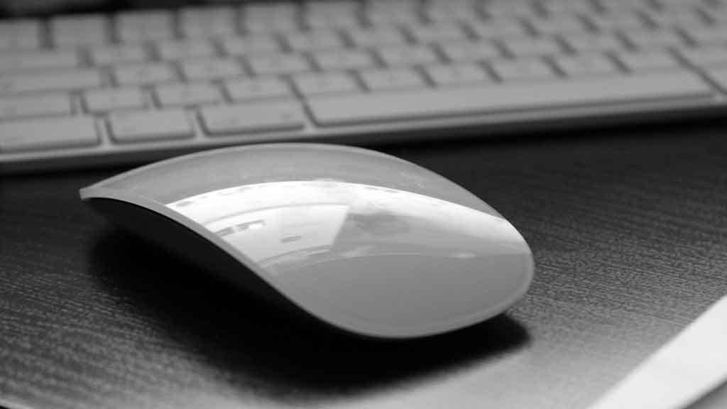 Who Invented the First Computer Mouse and How Did the Mouse Get Its