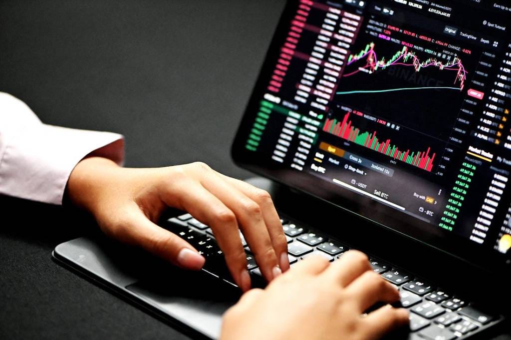 Decoding Forex: A Beginner’s Guide to Currency Trading, From a Spanish 