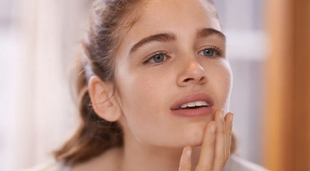 Can you apply safflower oil on face ? by Kamal Kishore Singh Jun