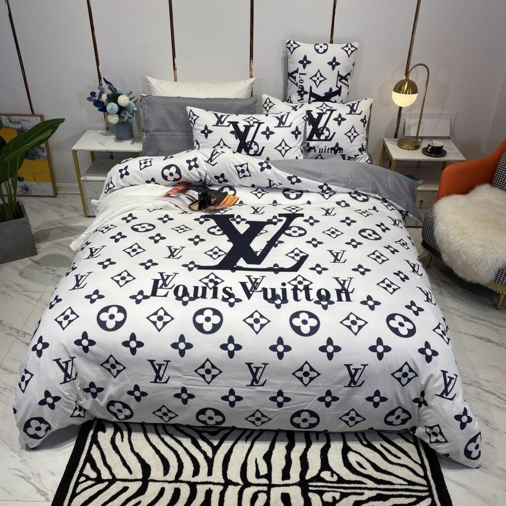Wonderful Louis Vuitton White Black Logo Luxury Fashion Brand Bedding Sets  Hypebeast Duvet Covers Home Decor Comforter Bedclothes Bedroom Bed Linen  Bedspread, by Nadaxaxora