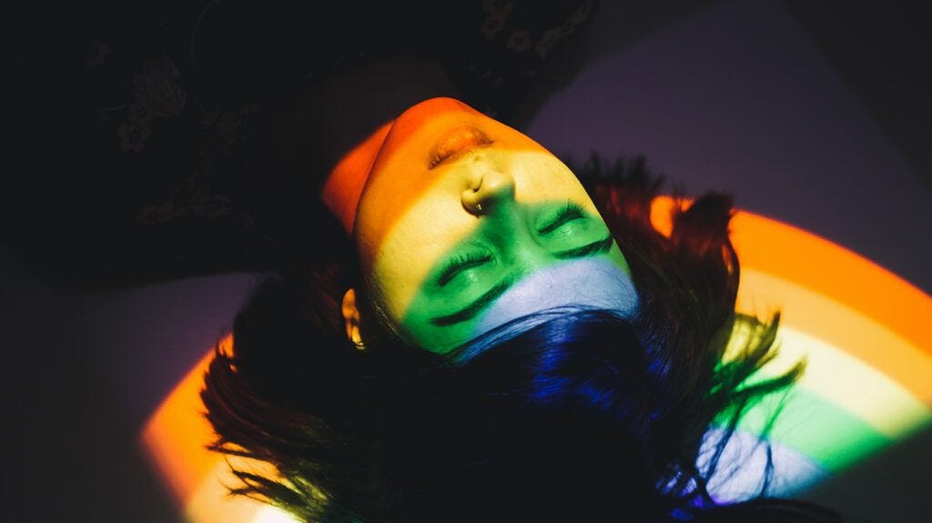 What s the difference between feelings and emotions by anshita