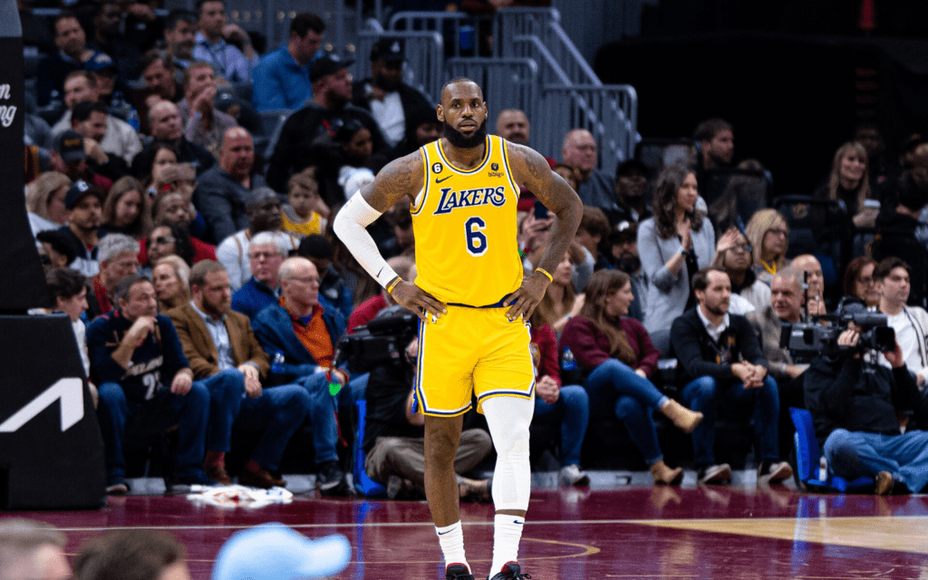 The Top 10 HighestPaid NBA Players by Quick Reporter A Fast Break
