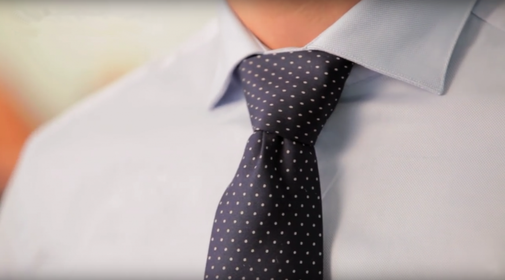 Cómo hacer nudos de corbata fácil