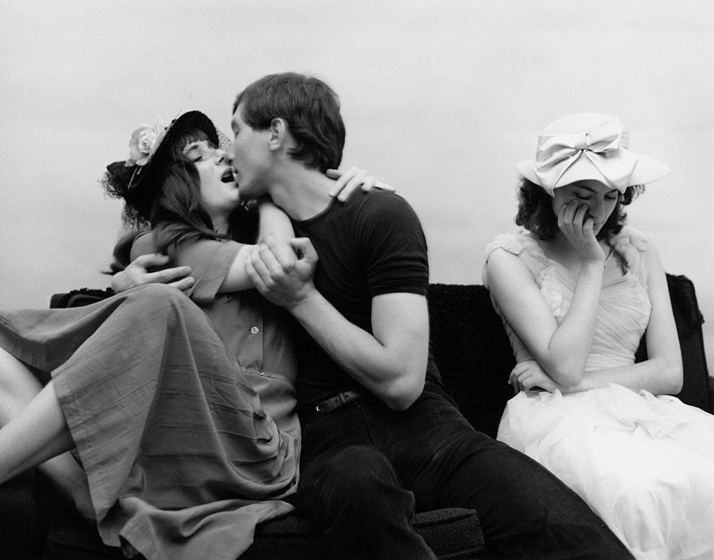 Menage a trois. Менаж. "любовь втроем", 2011. Menage a trois wine. Менаж де труа фото.