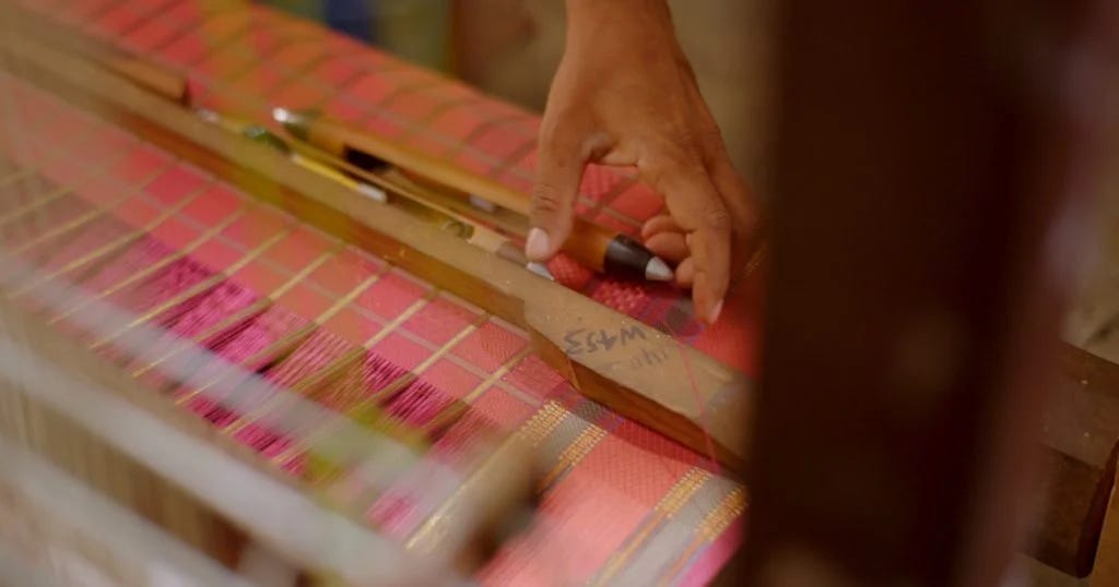 How do you identify a handloom saree? by Narendarraj99 Medium