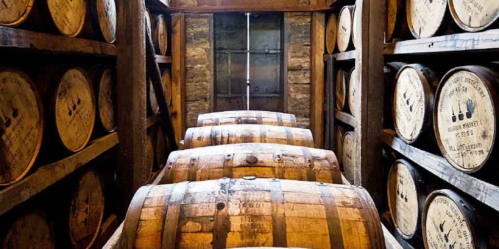 Jim Beam Bourbon vs Jack Daniel’s Whiskey