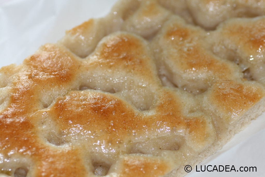 Focaccia all’olio genovese: il cibo tipico ligure
