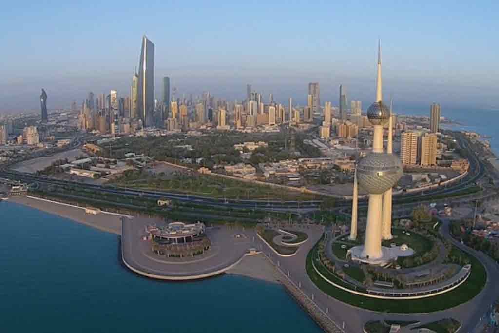 Best Places to Live in Kuwait. Kuwait is a small country located in
