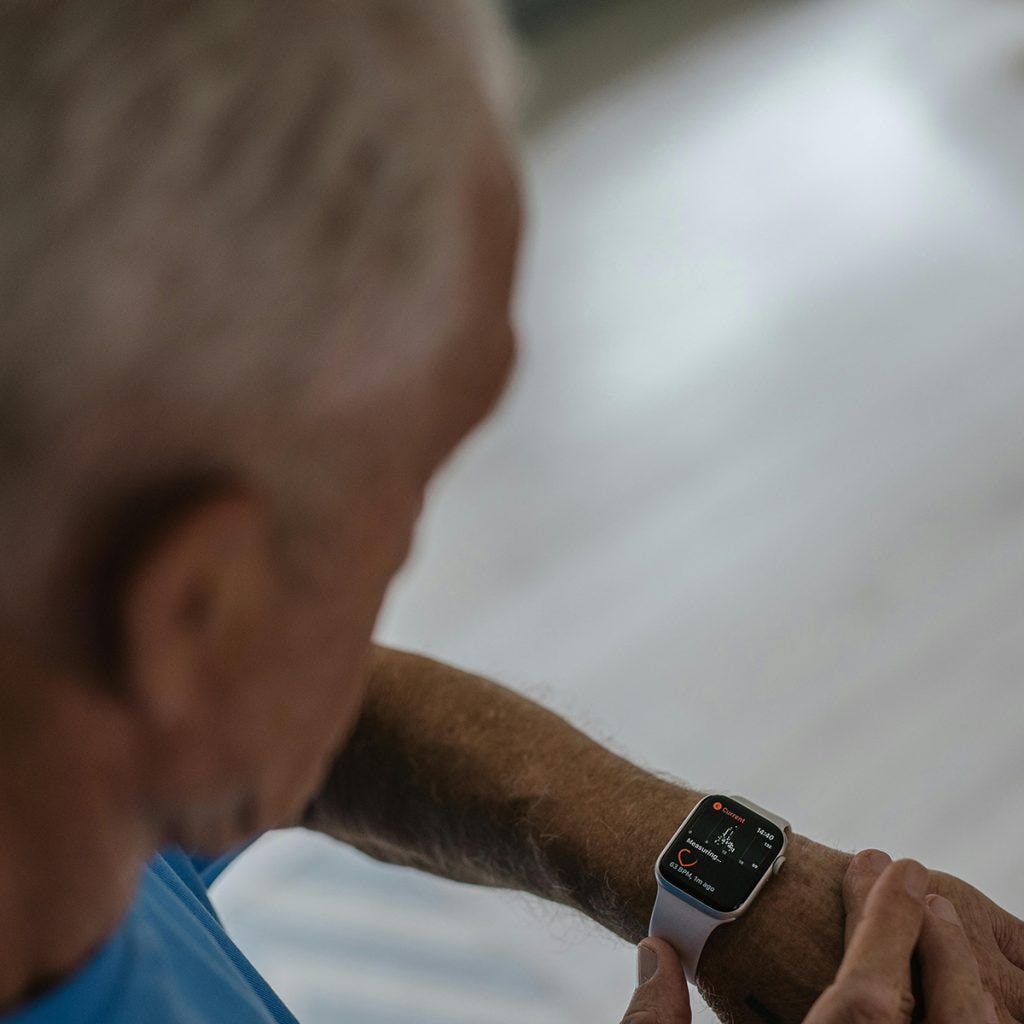 Beyond the Apple Watch: The 5 Best GPS Smartwatches Built for Seniors