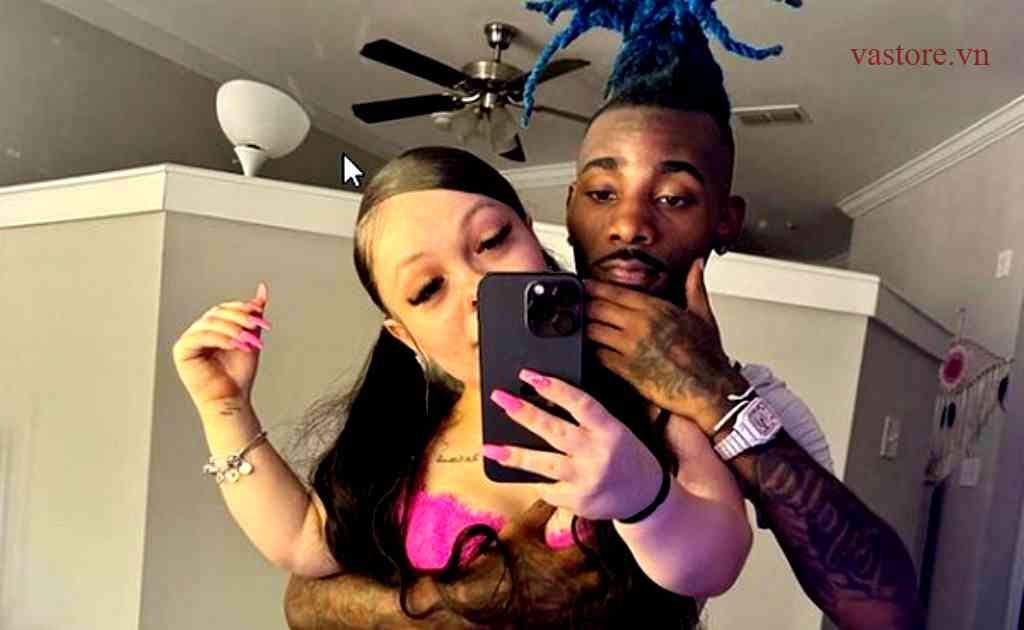 Kelsey and Dabb Fan Bus Video Leaked | Medium