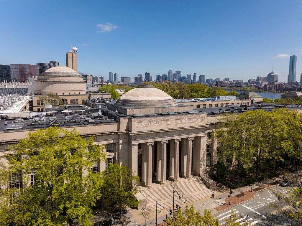 The architecture of MIT: 10 impressive buildings on the tech university's  campus
