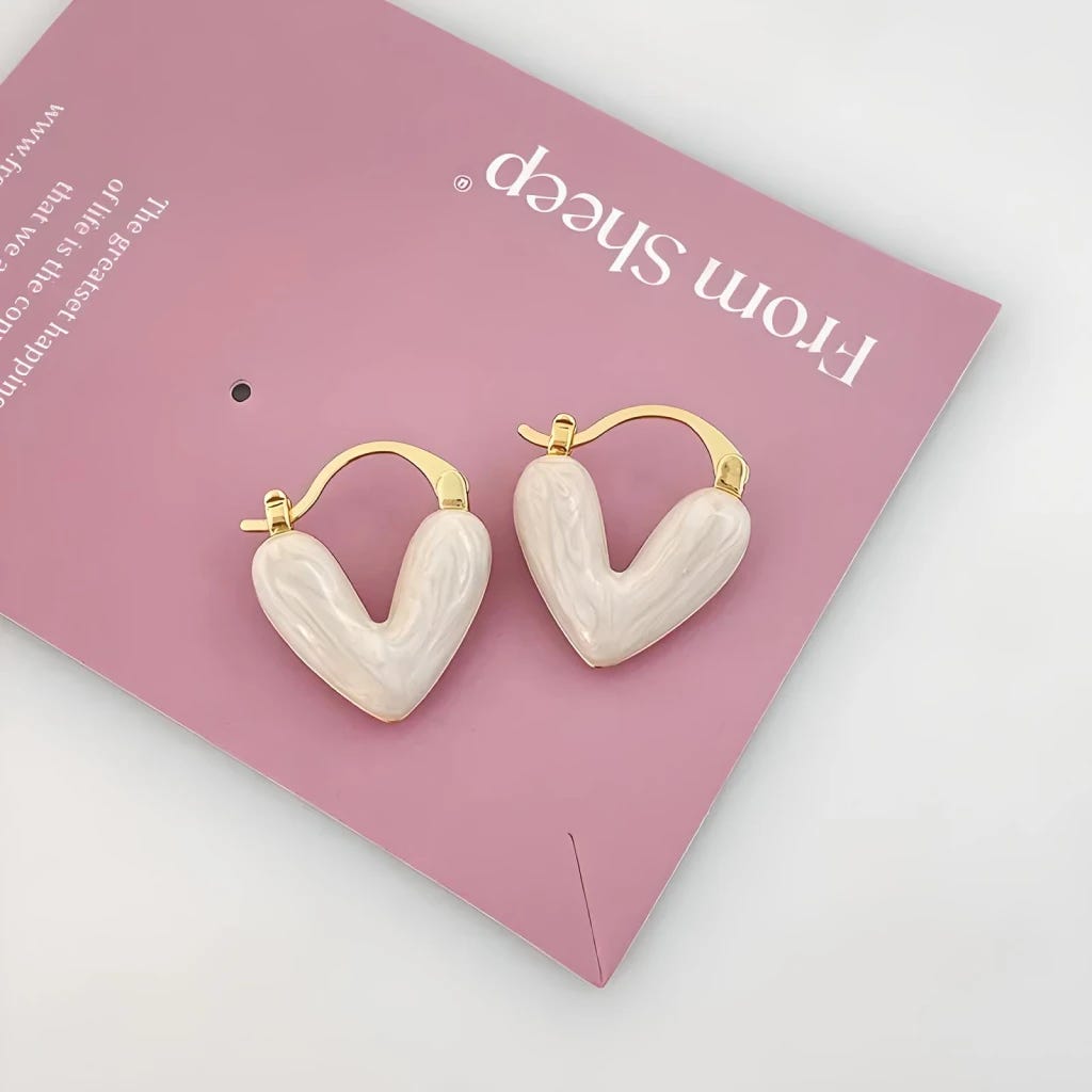 Heart Shaped Earrings : Make a Statement with These Stunning Pieces
