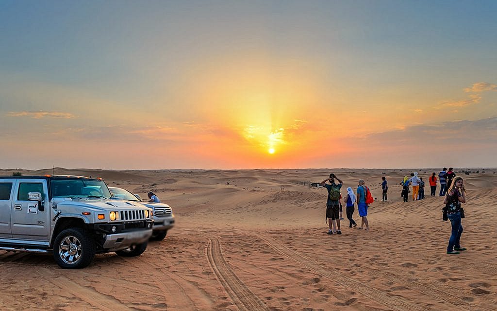 Which is the best time to visit Desert Safari Dubai | by Sahara Rider tours and travels | Medium