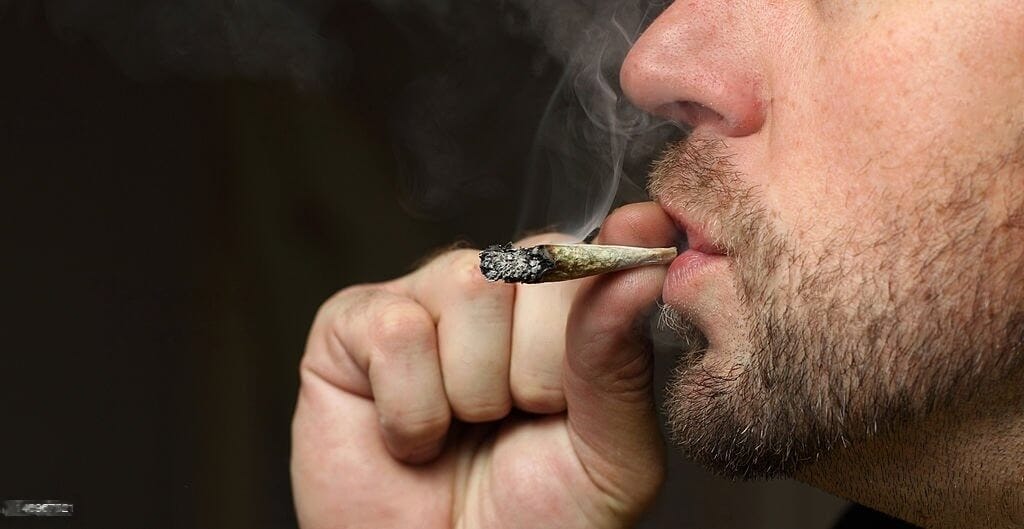 Recover Your Luscious Lips After Smoking by Ismael er Medium