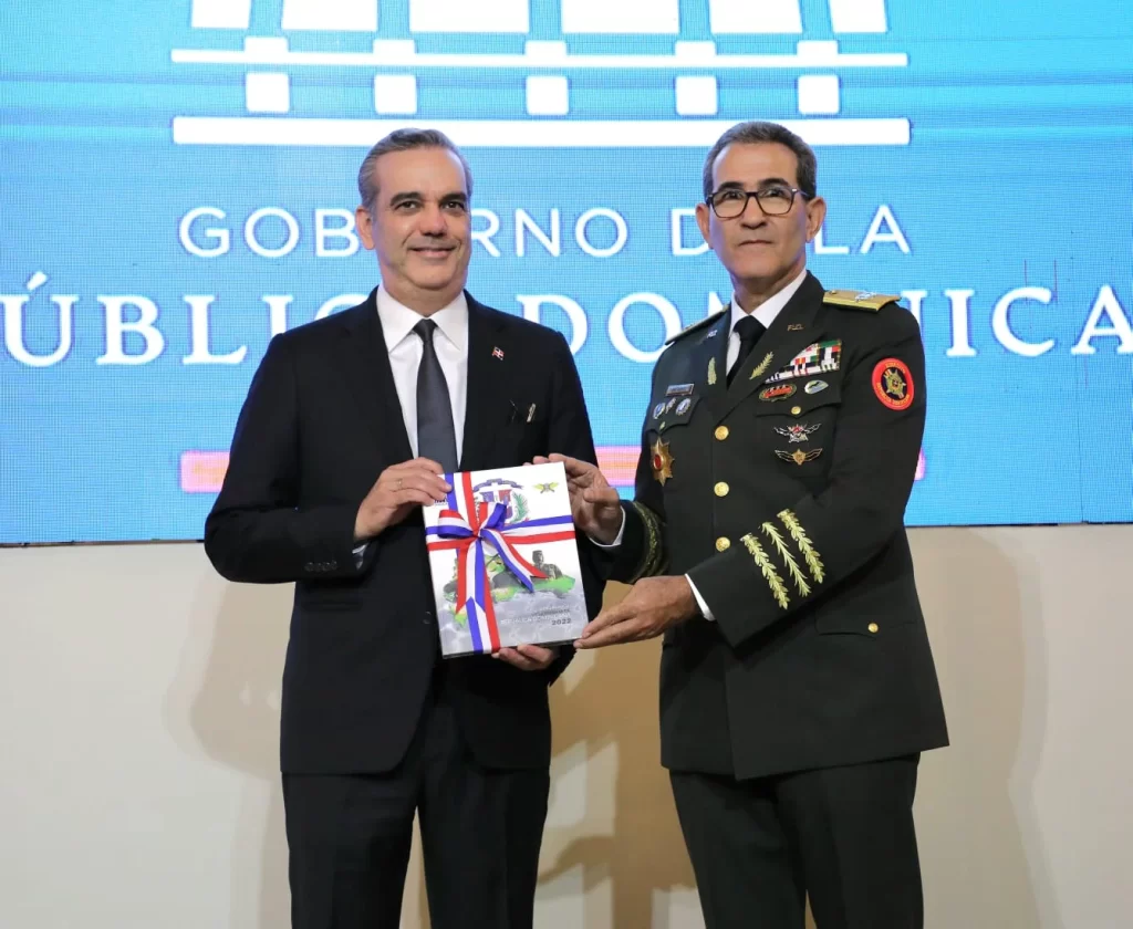 Le Livre Blanc sur la défense de la République Dominicaine
