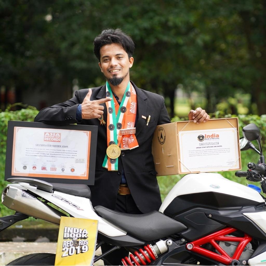 IMRAN KHAN -The youngest stunt Rider in the Asia. | by ...
