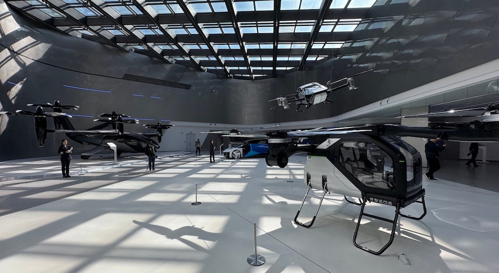 Bottom right, ARIDGE’s first vertical takeoff vehicle; left, the future A868 flying taxi. // Source: Nicolas Declunder