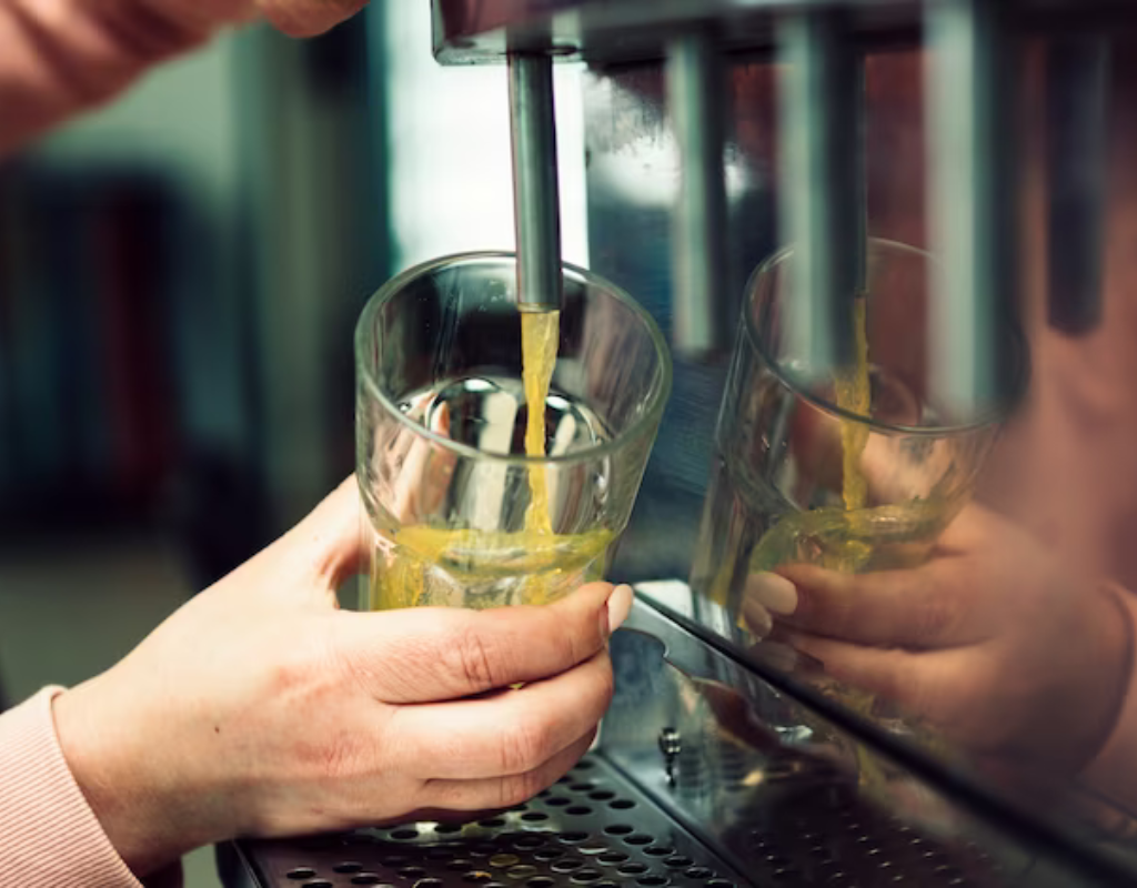 Efficient Liquor Pouring Made Easy The Power of a Liquor Pouring