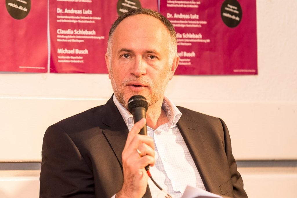 „Was läuft falsch zwischen Selbstständigen und Politik, Herr Lutz?“