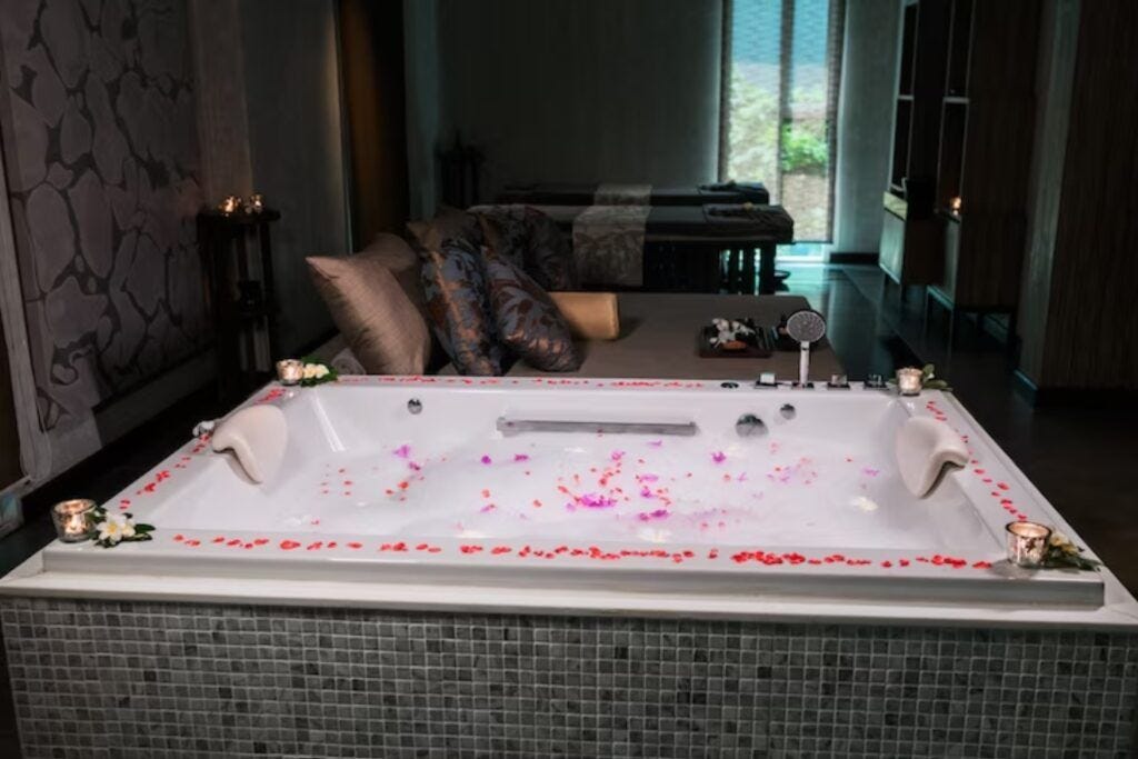 Unveiling the Ultimate Relaxation: Jacuzzi Bath Massage vs. Traditional ...