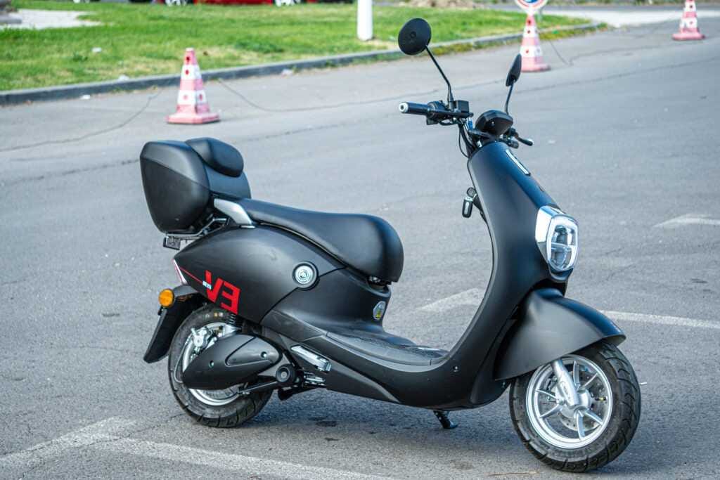 E-scooter near me - AIMA Romania - Medium