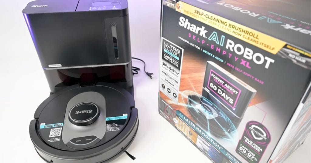 Roborock S7 VibraRise technology and Shark IQ self-emptying base