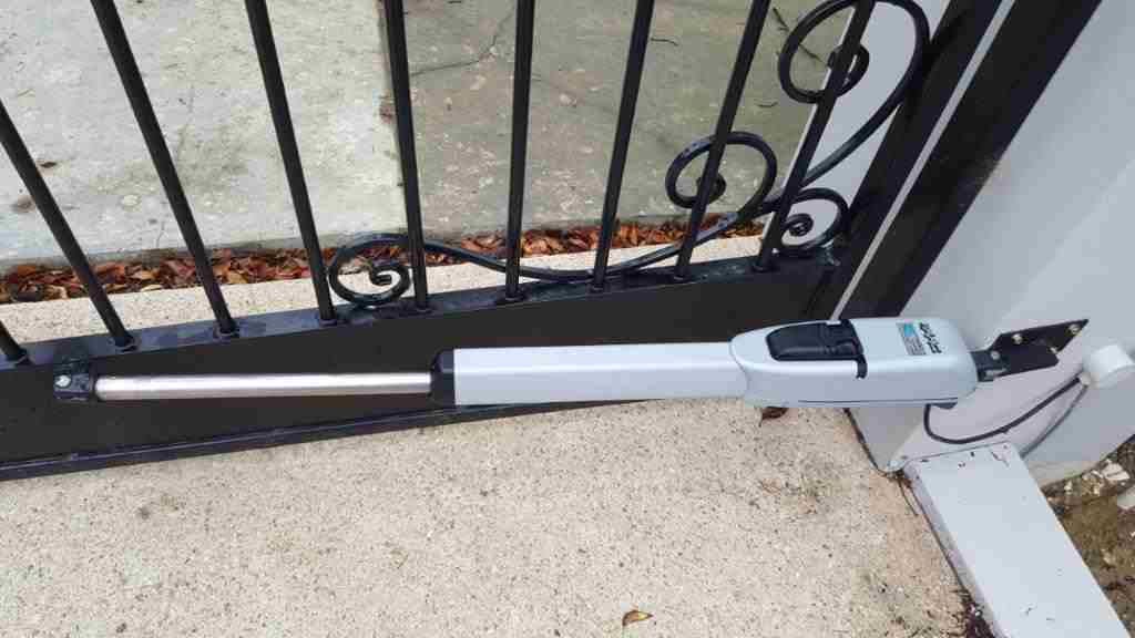 Premium Automatic & Sliding Gates in Melbourne — Secure, Smart Entry Solutions