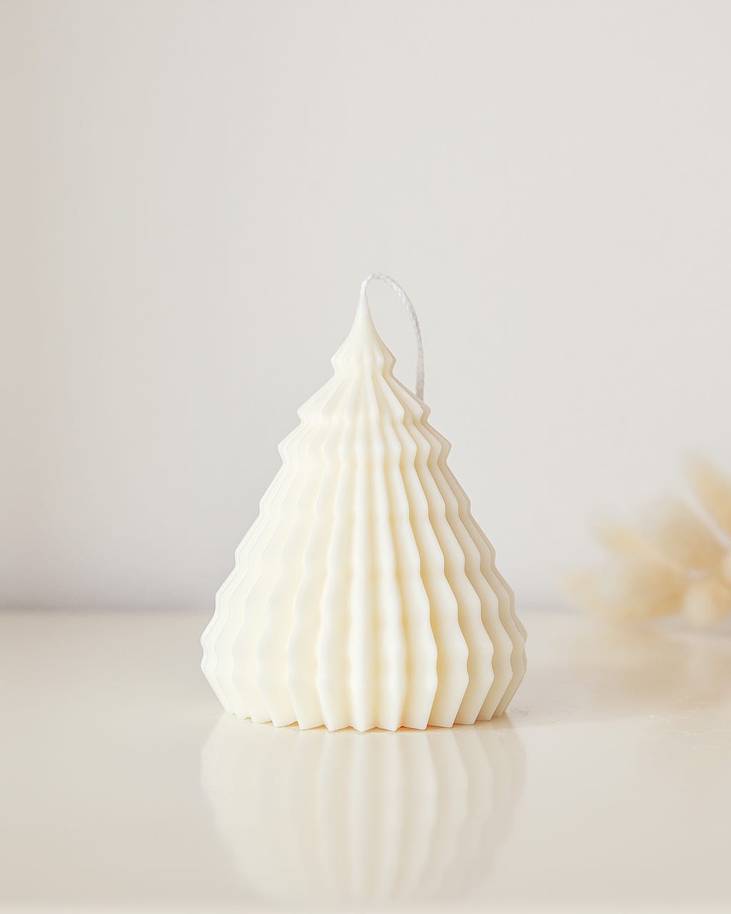 Candele Natalizie Artigianali: eleganza sostenibile per le feste