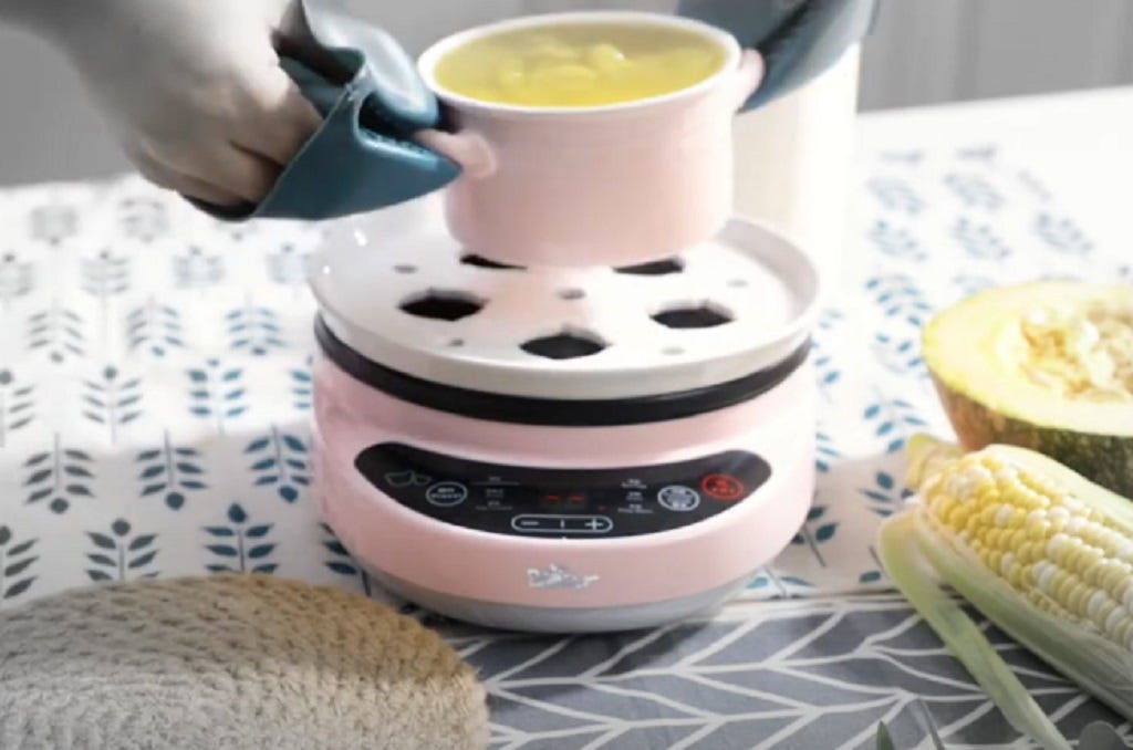 How an Egg Cooker with Auto Shut Off Simplifies Your Morning Routine