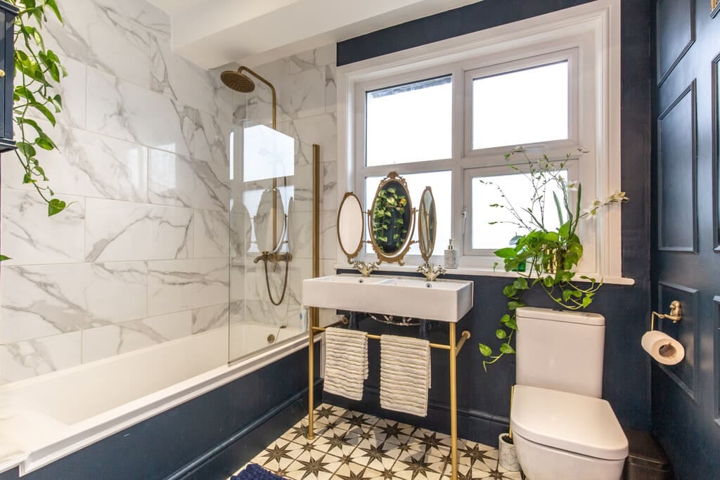 25+ Small Bathroom Ideas & Designs That You’ll Love Architectures