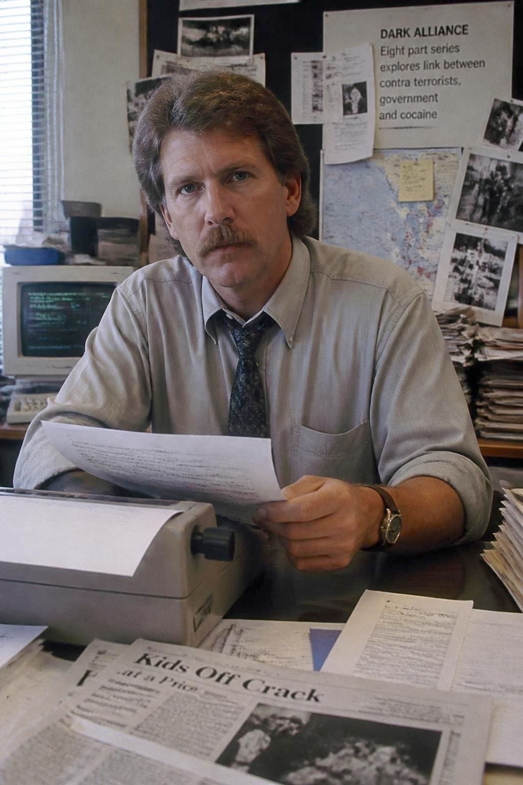 Ombre sul Potere: Il Caso Gary Webb, il Crack e la Guerra Segreta della CIA