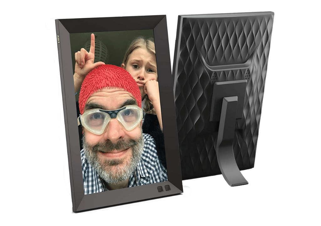 What is the best digital photo frame that doesn’t need WIFI? by Jerry