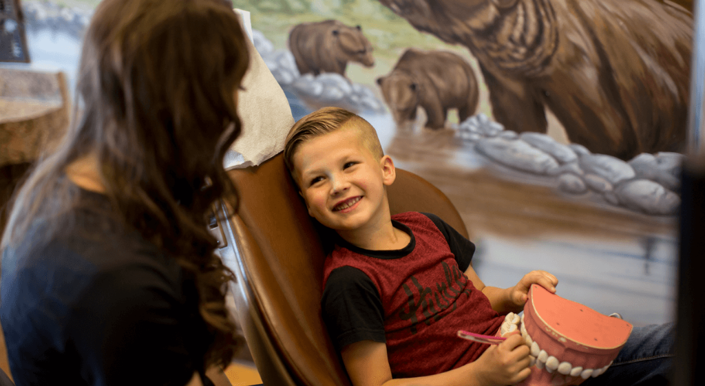 Find Children Dentist in Arizona For Best Quality Teeth Treatment by
