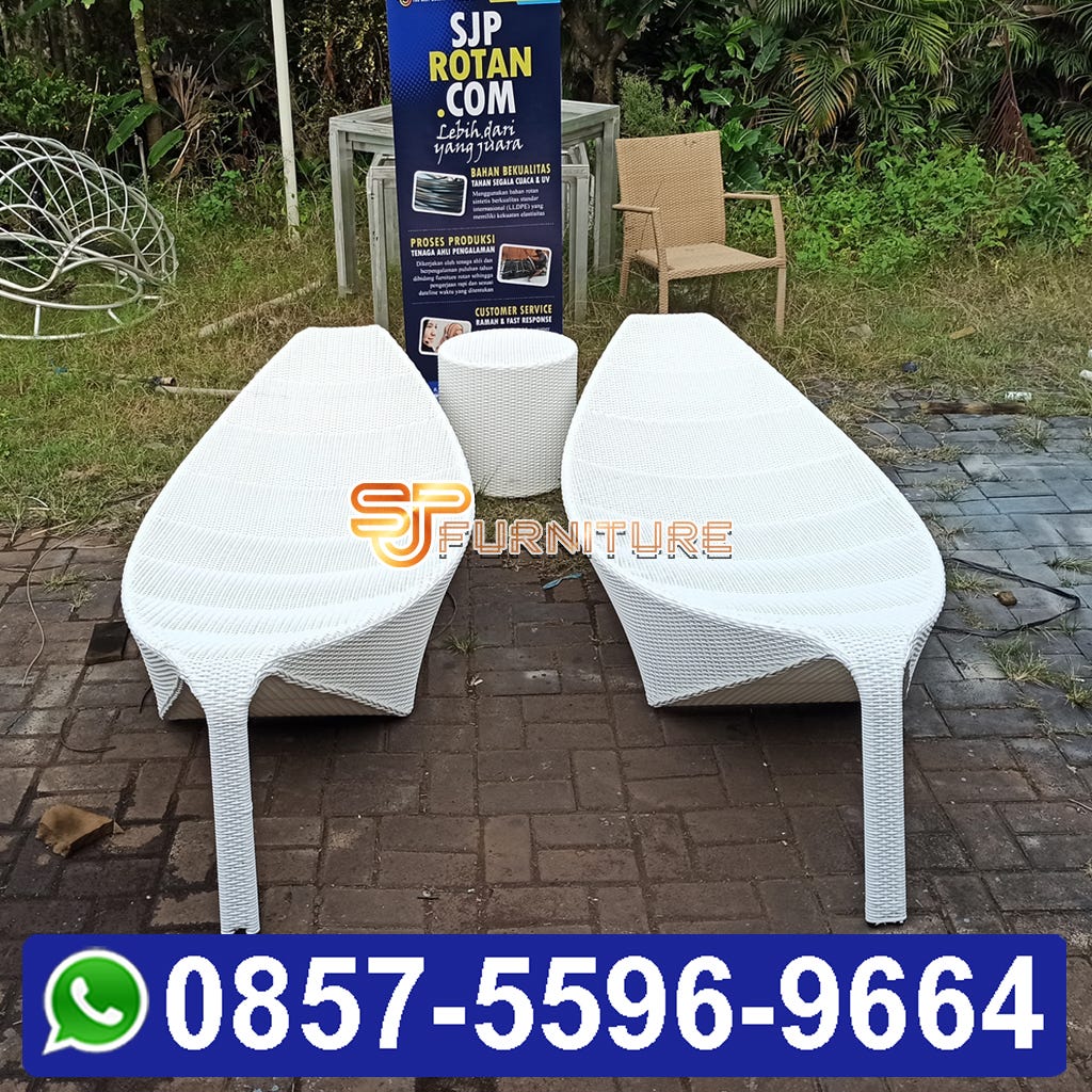 PENGRAJIN Sun lounger rotan sintetis / Sunbed Pool / Lounge Chair