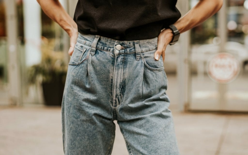 Denim Delight: Exploring the Iconic Appeal of Acid-Washed Jeans  by 