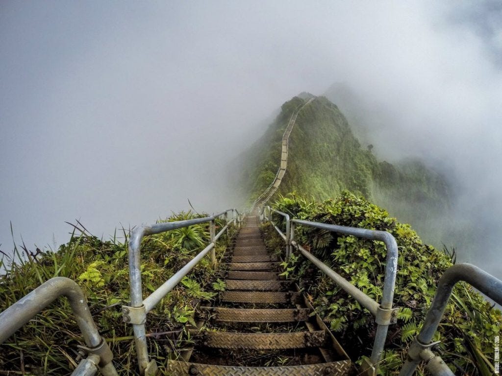 The Stairway to Heaven – a Forbidden Attraction in Hawaii - Places