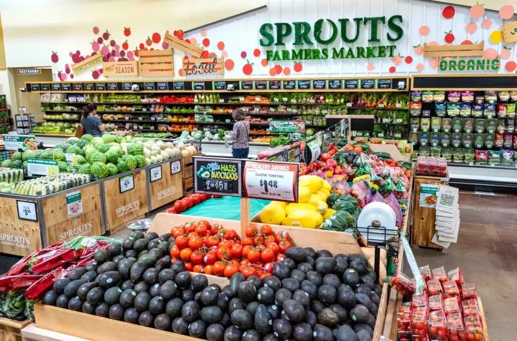 Discovering the Bulk Section at Sprouts Farmers Market in West Hills