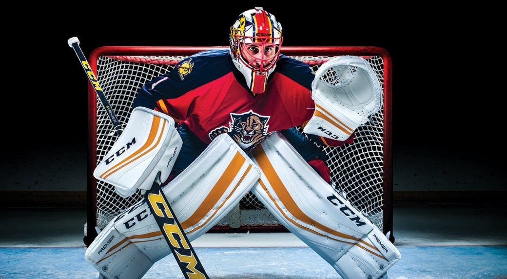 Roberto Luongo 'humbled' as Panthers raise No. 1 jersey to rafters