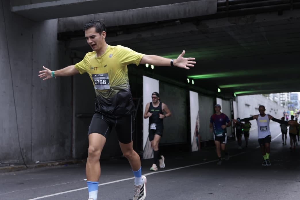 Foto 10: Pasada nuevamente por el túnel bajo nivel una vez realizada la vuelta al circuito