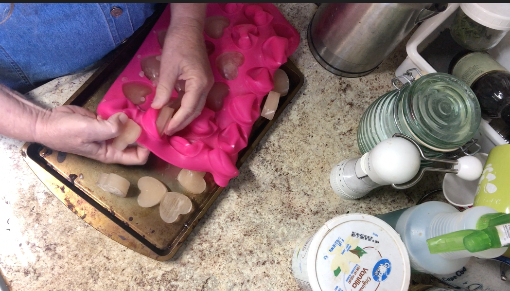 I make heart shape ice in a silicon mold