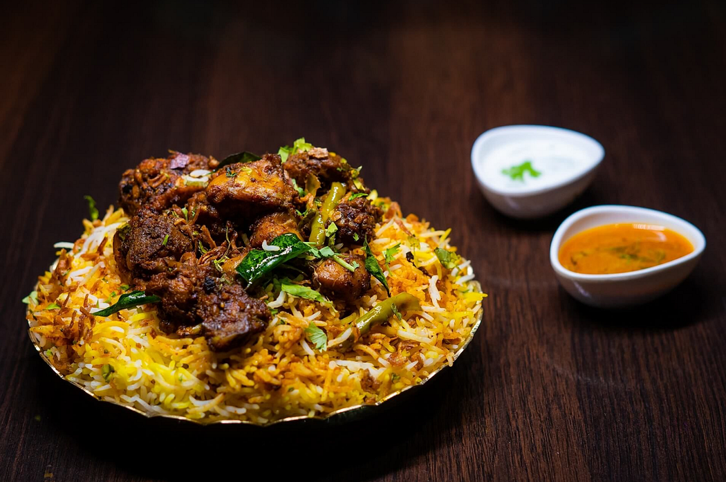 Exploring Hyderabadi Biryani: A Journey Through the Iconic Indian Dish for Foodies.